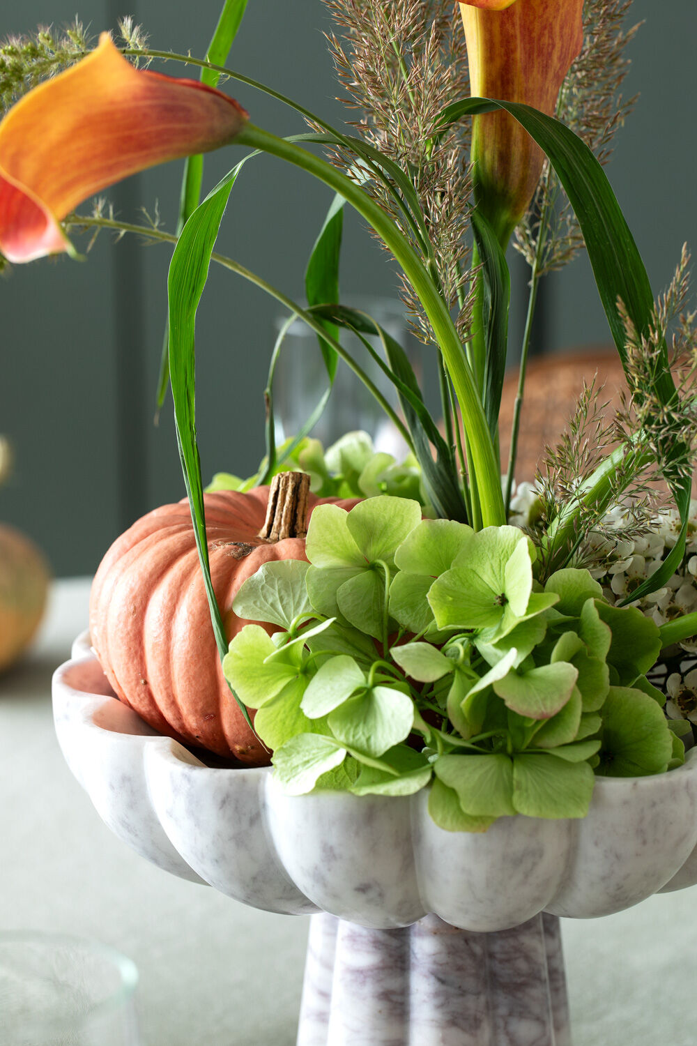 Blomster p&aring; h&oslash;stbordet
